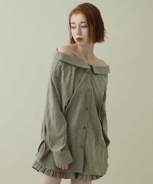 one after another NICE CLAUP（ワンアフターアナザーナイスクラップ）の「２Wayオフショルブラウス（Tシャツ/カットソー・レディース・アイボリー/ベージュ/カーキ・FREE）」の3枚目の写真