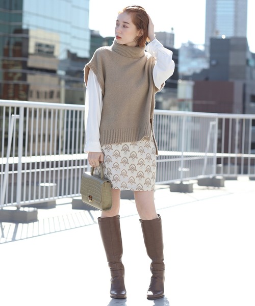 one after another NICE CLAUP（ワンアフターアナザーナイスクラップ）の「２Wayオフショルブラウス（Tシャツ/カットソー・レディース・アイボリー/ベージュ/カーキ・FREE）」の7枚目の写真