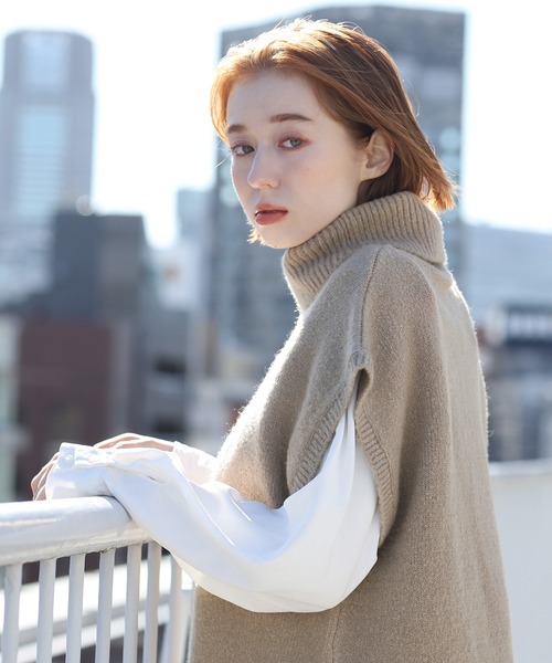 one after another NICE CLAUP（ワンアフターアナザーナイスクラップ）の「２Wayオフショルブラウス（Tシャツ/カットソー・レディース・アイボリー/ベージュ/カーキ・FREE）」の9枚目の写真