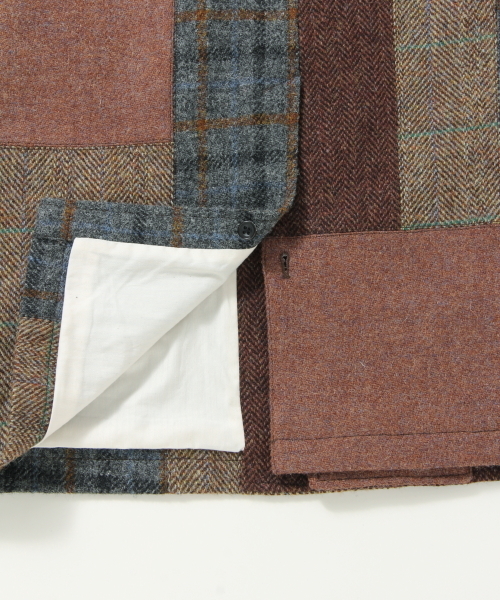 BEAMS PLUS（ビームスプラス）の「BEAMS PLUS / パッチワーク ステンカラーコート(Harris Tweed)（ステンカラーコート・メンズ・その他・LARGE/SMALL/X-LARGE/MEDIUM）」の9枚目の写真