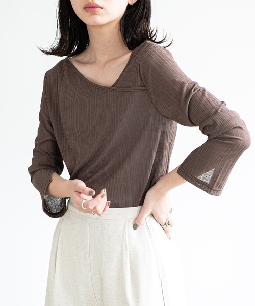 Aunt Marie's（アントマリーズ）の「AUNT MARIE’S　シアーリブアシメトップス（Tシャツ/カットソー・レディース・ナチュラル/チャコールグレー/ブラウン・FREE）」の3枚目の写真