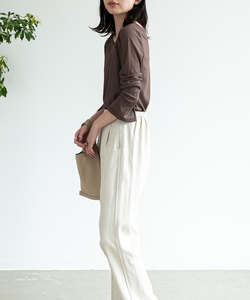 Aunt Marie's（アントマリーズ）の「AUNT MARIE’S　シアーリブアシメトップス（Tシャツ/カットソー・レディース・ナチュラル/チャコールグレー/ブラウン・FREE）」の7枚目の写真