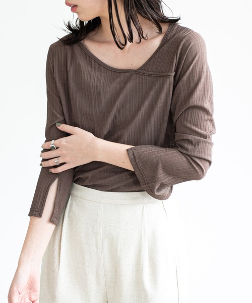 Aunt Marie's（アントマリーズ）の「AUNT MARIE’S　シアーリブアシメトップス（Tシャツ/カットソー・レディース・ナチュラル/チャコールグレー/ブラウン・FREE）」の10枚目の写真