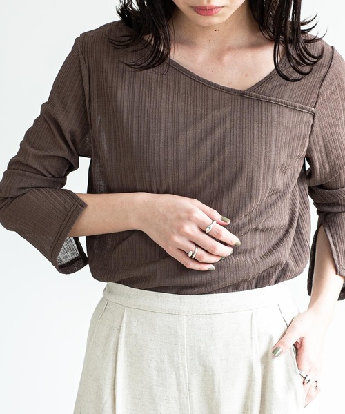 Aunt Marie's（アントマリーズ）の「AUNT MARIE’S　シアーリブアシメトップス（Tシャツ/カットソー・レディース・ナチュラル/チャコールグレー/ブラウン・FREE）」の11枚目の写真