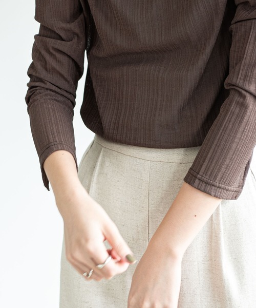 Aunt Marie's（アントマリーズ）の「AUNT MARIE’S　シアーリブアシメトップス（Tシャツ/カットソー・レディース・ナチュラル/チャコールグレー/ブラウン・FREE）」の16枚目の写真