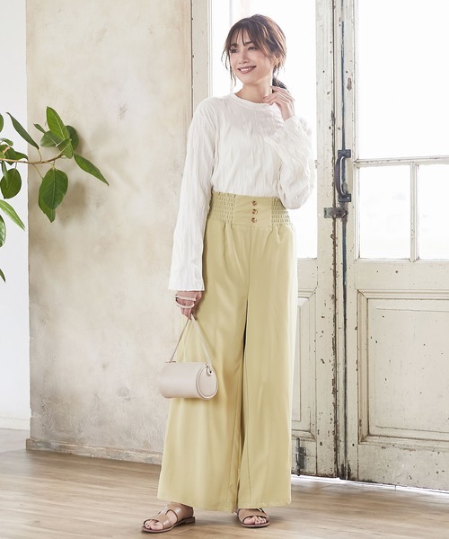 KOBE LETTUCE(コウベレタス)の「クリンクルフレアスリーブブラウス(シャツ/ブラウス・レディース・ベージュ/オフホワイト/ブルー・FREE)」の13枚目の写真