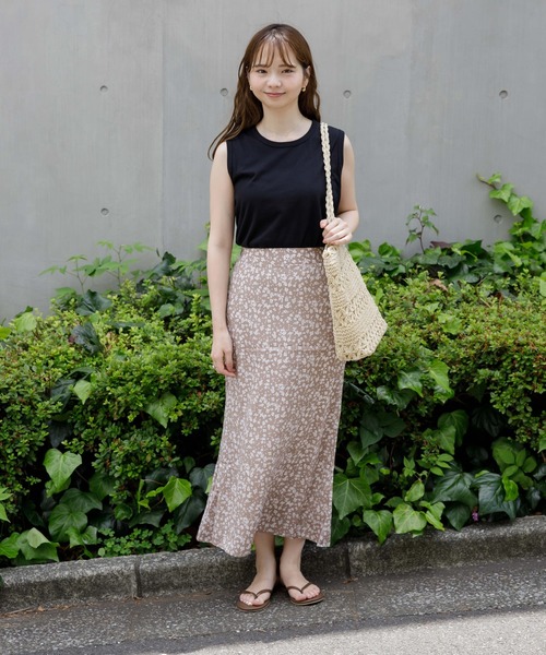 flower（フラワー）の「Hanes ヘインズスリーブレスTシャツ（Tシャツ/カットソー・レディース・ホワイト/ブラック/グレー・FREE）」の11枚目の写真