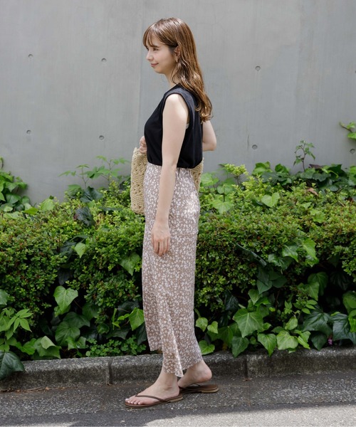 flower（フラワー）の「Hanes ヘインズスリーブレスTシャツ（Tシャツ/カットソー・レディース・ホワイト/ブラック/グレー・FREE）」の7枚目の写真