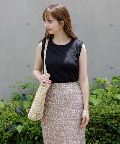 flower（フラワー）の「Hanes ヘインズスリーブレスTシャツ（Tシャツ/カットソー・レディース・ホワイト/ブラック/グレー・FREE）」の13枚目の写真