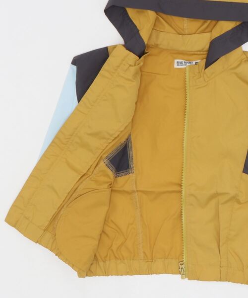 RAGMART（ラグマート）の「ウィンドブレーカー（ナイロンジャケット・キッズ・ブルー/イエロー・120cm/130cm/100cm/110cm）」の8枚目の写真