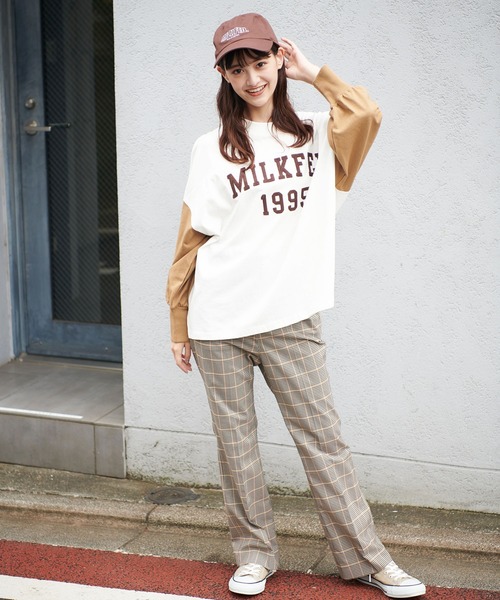 MILKFED.（ミルクフェド）の「CHAIN EMBROID FOOTBALL TEE（Tシャツ/カットソー・レディース・ベージュ/ネイビー/アッシュ・ONE SIZE）」の10枚目の写真