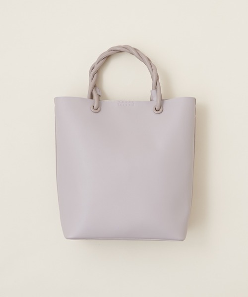 natural couture(ナチュラルクチュール)の「ねじりハンドルA4トート(トートバッグ・レディース・ブラック/ライトベージュ/ミント/ラベンダー・FREE)」の4枚目の写真