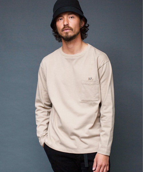 Magine(マージン)の「T/C HEAVY CTN TAB PKT TEE L/S:T/Cヘビーコットン グログランテープ タブ ポケット ロングスリーブ(Tシャツ/カットソー・メンズ・ホワイト/ブラック/ベージュ/オリーブ・44/46/48)」の12枚目の写真