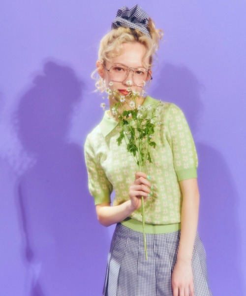 WC（ダブル シー）の「WC/フラワーニット半袖ポロシャツ（ニット/セーター・レディース・ブラック/グリーン/パープル・FREE）」の13枚目の写真