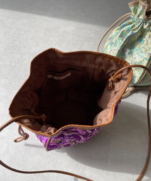 y/m by misato（イムバイミサト）の「チャイナ巾着BAG（ショルダーバッグ・レディース・ベージュ/パープル・FREE）」の14枚目の写真