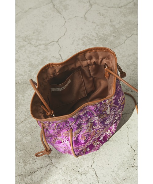 y/m by misato（イムバイミサト）の「チャイナ巾着BAG（ショルダーバッグ・レディース・ベージュ/パープル・FREE）」の4枚目の写真