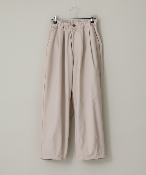 anown(アノン)の「ワイドシルエット イージーツイルチノパンツ【ファッションインフルエンサー つぐ吉×anown 限定コラボ】(スラックス・メンズ・ダークグリーン/ベージュ・M/L)」の17枚目の写真