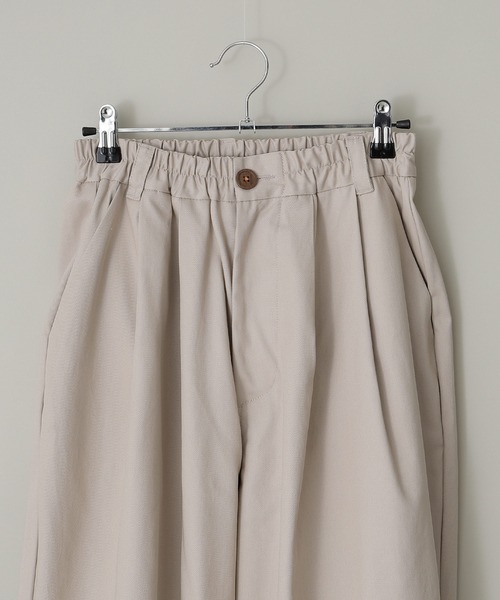 anown(アノン)の「ワイドシルエット イージーツイルチノパンツ【ファッションインフルエンサー つぐ吉×anown 限定コラボ】(スラックス・メンズ・ダークグリーン/ベージュ・M/L)」の21枚目の写真