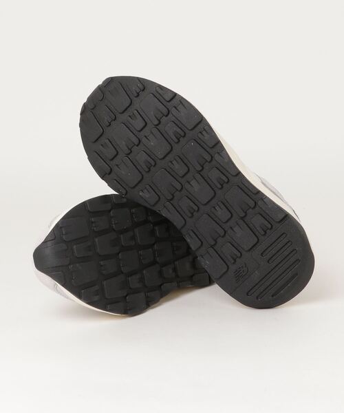 NEW BALANCE(ニューバランス)の「M5740(スニーカー・メンズ・グレー・25.5cm/26.0cm/30.0cm/24.0cm/27.5cm/25.0cm/28.0cm/27.0cm/24.5cm/29.0cm/23.0cm/26.5cm/28.5cm/22.5cm/23.5cm)」の2枚目の写真