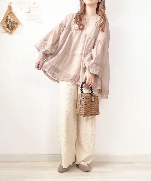 archives(アルシーヴ)の「【web限定item】シアーボリューム2wayブラウス(シャツ/ブラウス・レディース・ベージュ/オフホワイト/グリーン/ピンク系その他・MEDIUM)」の2枚目の写真