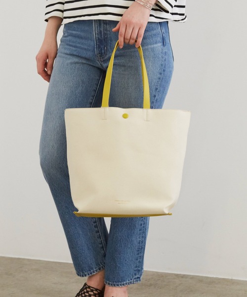 ROPE' PICNIC(ロペピクニック)の「カラー合皮×キャンバスA4トートバッグ(トートバッグ・レディース・ブラック/ブルー/イエロー・FREE)」の3枚目の写真