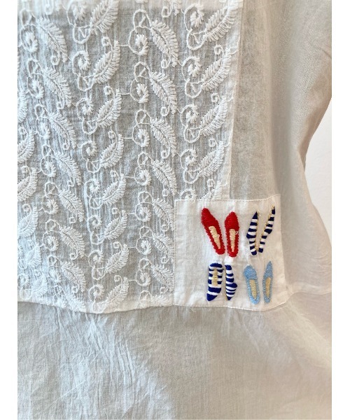 BEARDSLEY（ビアズリー）の「パッチワーク＆刺繍ブラウス