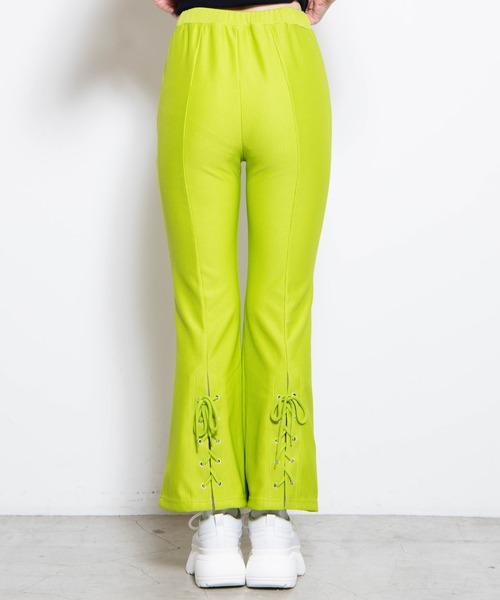 WEGO(ウィゴー)の「WEGO/バックレースアップフレアパンツ(スラックス・レディース・グリーン/ブラック・FREE)」の16枚目の写真