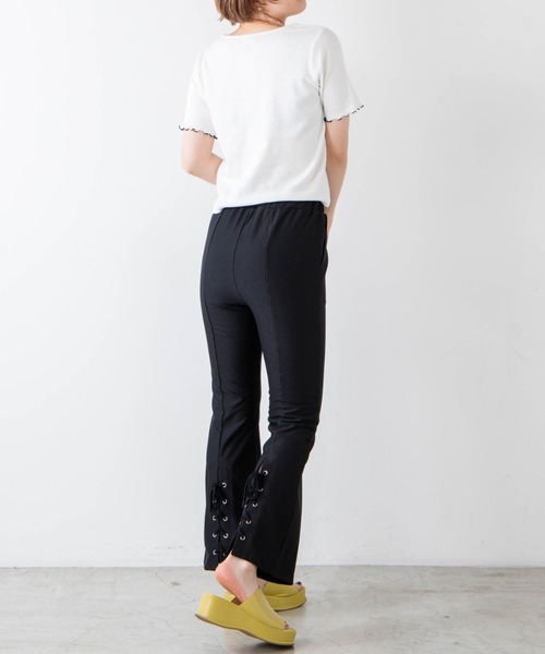 WEGO(ウィゴー)の「WEGO/バックレースアップフレアパンツ(スラックス・レディース・グリーン/ブラック・FREE)」の8枚目の写真