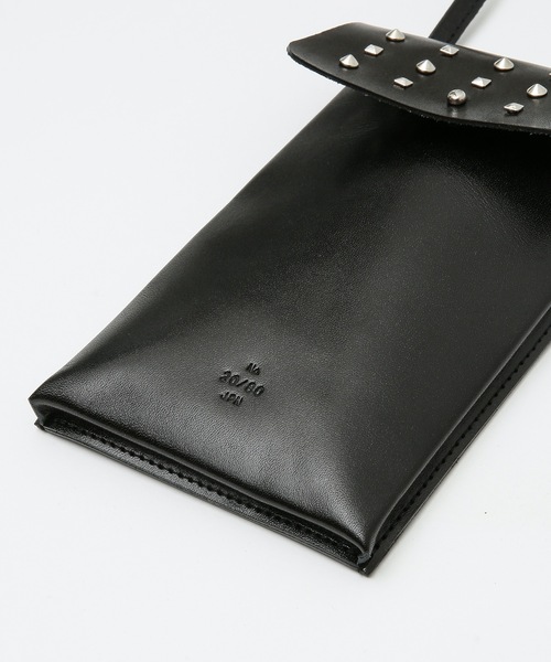 20/80（テゥエンティーエイティー）の「【20/80】トゥエンティーエイティー/TOCHIGI LEATHER SHOULDER POUCH WITH STUDS（ショルダーバッグ・レディース・ブラック/ベージュ・FREE）」の7枚目の写真