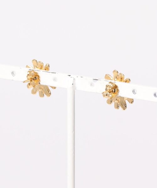 SLOBE IENA（スローブイエナ）の「【VELATTI/ヴェラッティ】DAISY ピアス（ピアス（両耳用）・レディース・ゴールド・FREE）」の2枚目の写真