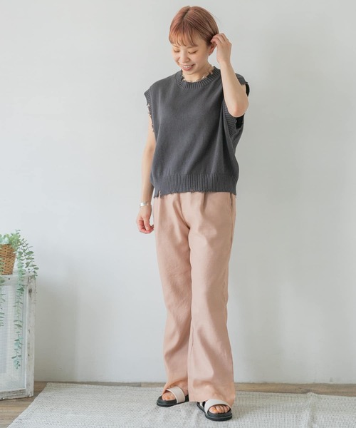 ITEMS URBANRESEARCH（アイテムズ アーバンリサーチ）の「ダメージニットベスト（ベスト・レディース・ライトカーキ/チャコールグレー/ベージュ・FREE）」の9枚目の写真