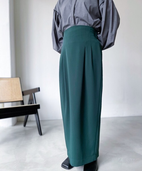 Solace（ソレイス）の「ダブルタックタイトスカート（スカート・レディース・ブラック/レッド/グリーン・M/L）」の11枚目の写真