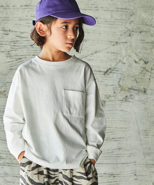 PAIRMANON STREET(ペアマノンストリート)の「【PAIRMANON STREET】無地配色胸ポケット長袖ロンT(Tシャツ/カットソー・キッズ・カーキ/ピンク/アイボリー/ミント/ブルー系その他3/モカ/ラベンダー/グレー/グレイッシュベージュ/ブラック/ブルー系その他5/ブラック系その他3/グリーン系その他/ホワイト系その他/ブラック系その他/ブルー系その他/パープル系その他/イエロー系その他2/ブラウン系その他/イエロー/ブラウン/ブラックミックス/レッド/ホワイト/ホワイト系その他2/ネイビー・100/110/120/130/140/150/90)」の2枚目の写真