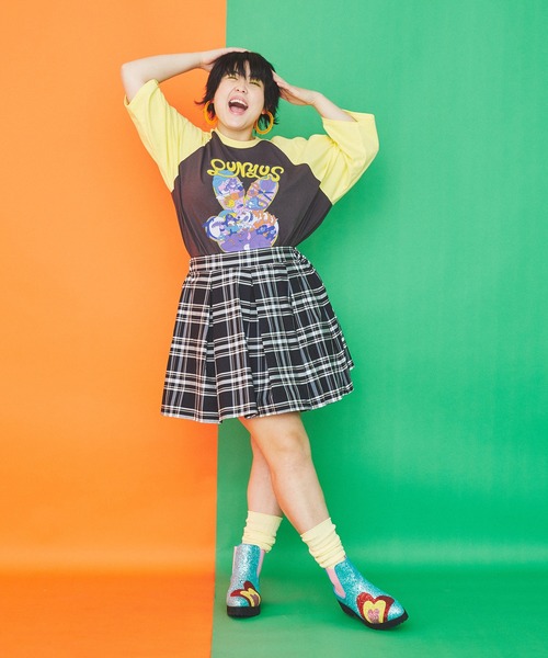 PUNYUS（プニュズ）の「チェック柄プリーツミニスカート（スカート・レディース・ベージュ/ブラック・3/4/2/1）」の18枚目の写真