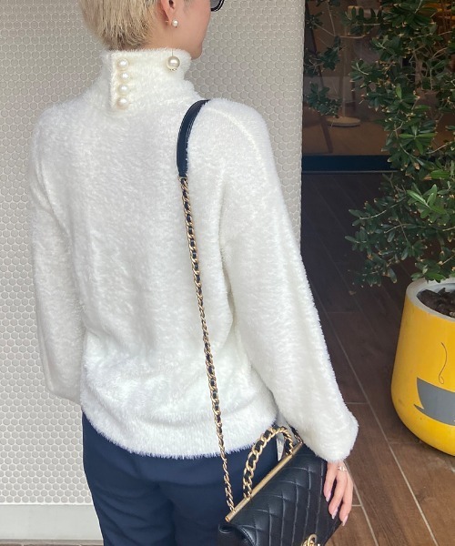 JENNE(ジェンヌ)の「フェザータッチ ボリュームスリーブニット(ニット/セーター・レディース・ホワイト/ブラック・X-LARGE/LARGE/MEDIUM/SMALL)」の12枚目の写真