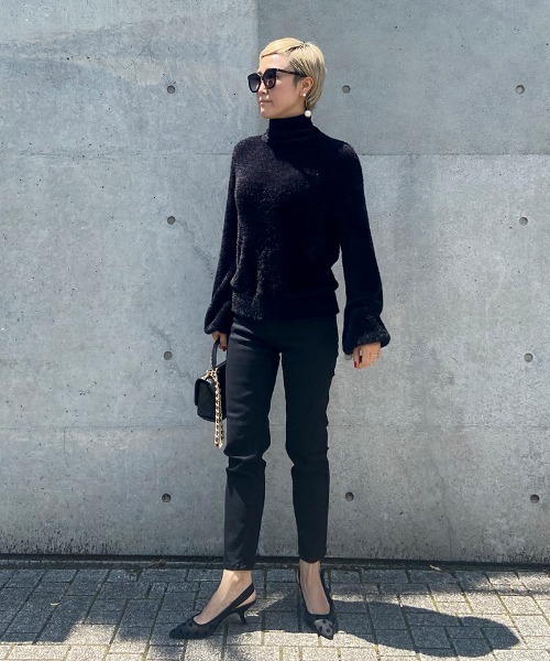 JENNE(ジェンヌ)の「フェザータッチ ボリュームスリーブニット(ニット/セーター・レディース・ホワイト/ブラック・X-LARGE/LARGE/MEDIUM/SMALL)」の14枚目の写真