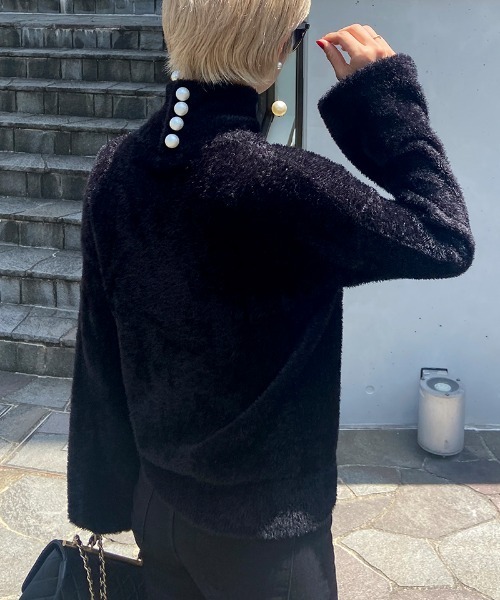 JENNE(ジェンヌ)の「フェザータッチ ボリュームスリーブニット(ニット/セーター・レディース・ホワイト/ブラック・X-LARGE/LARGE/MEDIUM/SMALL)」の16枚目の写真