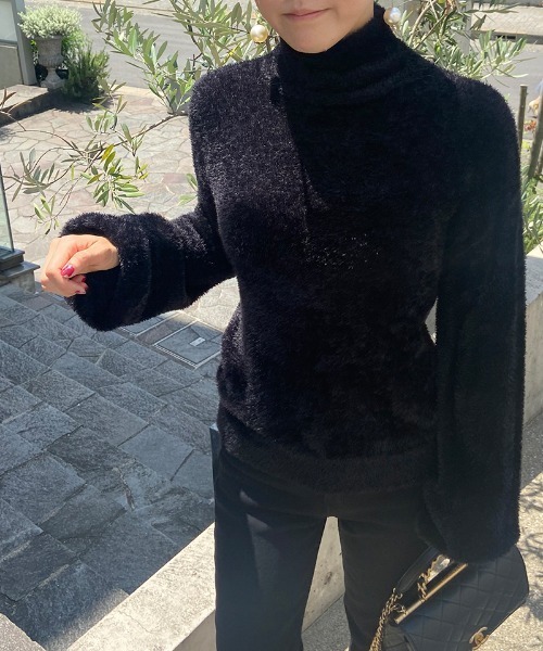 JENNE(ジェンヌ)の「フェザータッチ ボリュームスリーブニット(ニット/セーター・レディース・ホワイト/ブラック・X-LARGE/LARGE/MEDIUM/SMALL)」の22枚目の写真