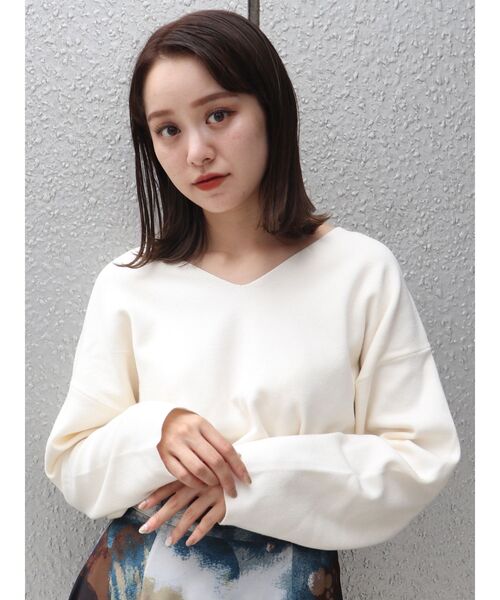 MURUA（ムルーア）の「モダンVネックニット（ニット/セーター・レディース・ブラック/ベージュ/アイボリー/ボルドー/モカ・FREE）」の18枚目の写真