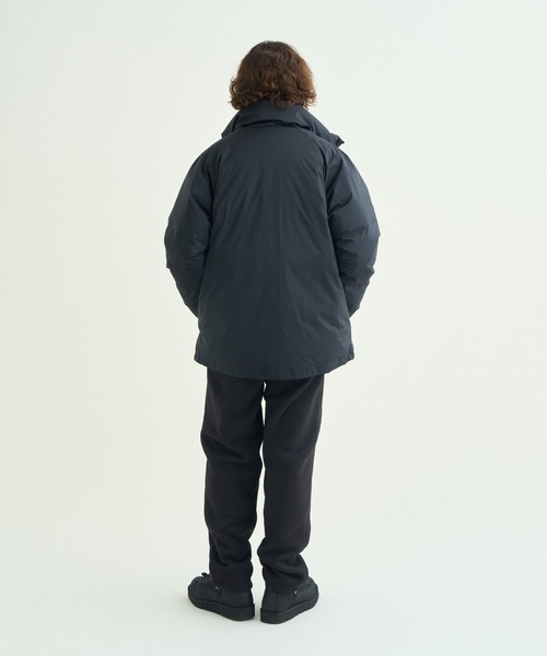 NANGA(ナンガ)の「AURORA TEX STAND COLLAR DOWN JACKET/オーロラステックス スタンドカラーダウンジャケット(ダウンジャケット/コート・メンズ・ブラック/カーキ/レッド/ブラウン/ブルー/ベージュ/グレー系その他/ライム/ブルー系その他/ベージュ系その他・XL/M/L/S/XXL)」の22枚目の写真