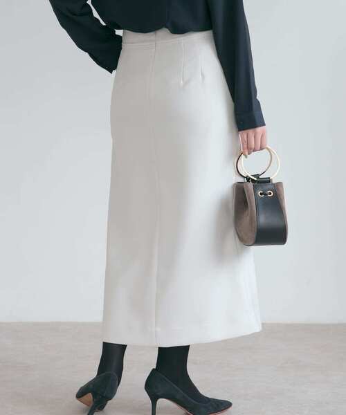 URBAN RESEARCH ROSSO WOMEN（アーバンリサーチ　ロッソ）の「カルゼダブルクロスポケットタイトスカート（スカート・レディース・ブラック/ブラウン/アイボリー・38/36）」の20枚目の写真