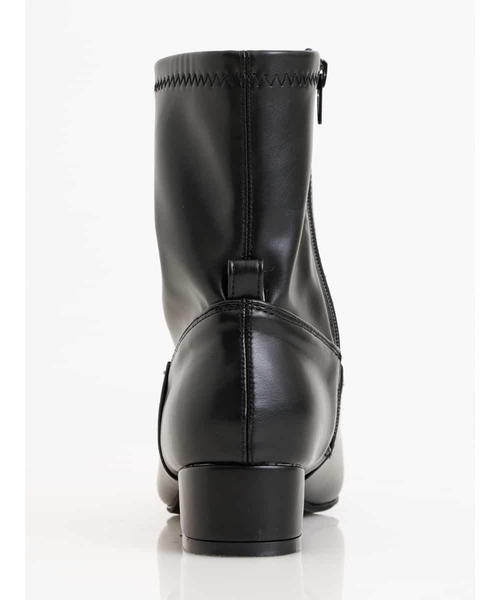 a.v.v（アーヴェヴェ）の「ストレッチブーツ（ブーツ・レディース・ブラック/アイボリー・22.5/24.5/23.5）」の17枚目の写真