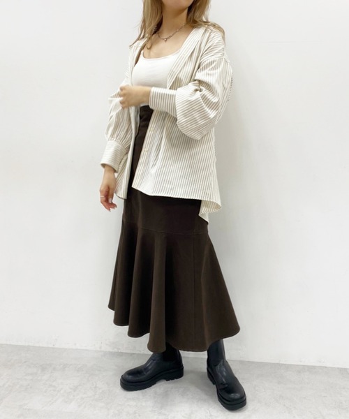 one after another NICE CLAUP(ワンアフターアナザーナイスクラップ)の「ゆるシルエットストライプシャツ(シャツ/ブラウス・レディース・ブラック/ベージュ/ラベンダー/ピンク・FREE)」の18枚目の写真