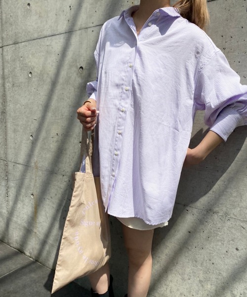 one after another NICE CLAUP(ワンアフターアナザーナイスクラップ)の「ゆるシルエットストライプシャツ(シャツ/ブラウス・レディース・ブラック/ベージュ/ラベンダー/ピンク・FREE)」の9枚目の写真