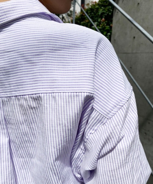 one after another NICE CLAUP(ワンアフターアナザーナイスクラップ)の「ゆるシルエットストライプシャツ(シャツ/ブラウス・レディース・ブラック/ベージュ/ラベンダー/ピンク・FREE)」の14枚目の写真