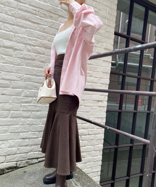 one after another NICE CLAUP(ワンアフターアナザーナイスクラップ)の「ゆるシルエットストライプシャツ(シャツ/ブラウス・レディース・ブラック/ベージュ/ラベンダー/ピンク・FREE)」の15枚目の写真