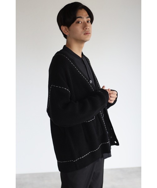 CREARE -LINO-(クレアーレリノ)の「ハンドステッチ Vネック ニット カーディガン <ユニセックス>(カーディガン/ボレロ・メンズ・アイボリー/ブラック/ダークベージュ・M/L)」の3枚目の写真