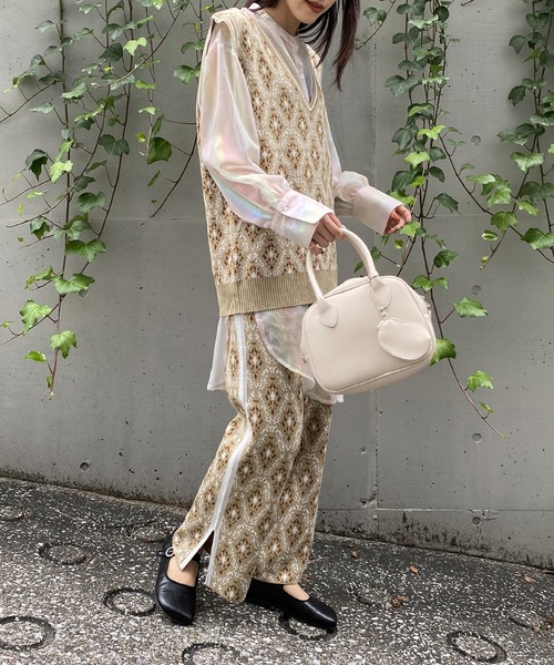 AS KNOW AS PINKY（アズノゥアズピンキー）の「並ぶダマスクニット