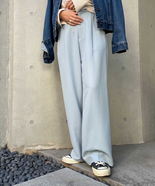 Omekashi（オメカシ）の「ハイウエストワイドパンツ（その他パンツ・レディース・ベージュ/ネイビー/アイボリー/ブルー・38/36）」の17枚目の写真