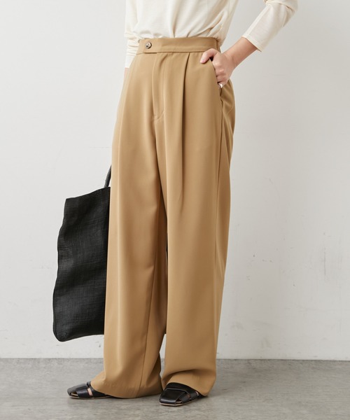 Omekashi（オメカシ）の「ハイウエストワイドパンツ（その他パンツ・レディース・ベージュ/ネイビー/アイボリー/ブルー・38/36）」の5枚目の写真